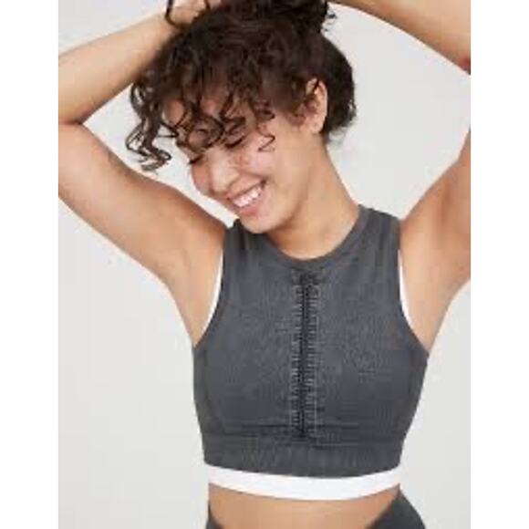 Aerie OFFLINE Seamless Macrame Longline Sports Bra Distressed Gray - Size M - Picture 1 of 3
